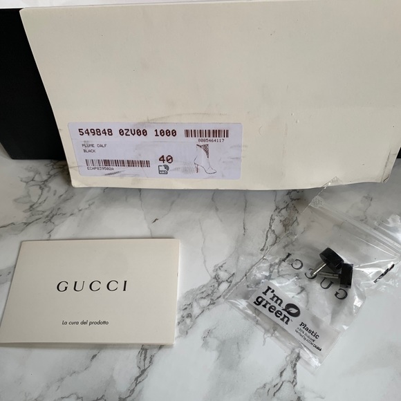 Gucci Cutout Leather Ankle Booties Black 40 - Picture 8 of 9